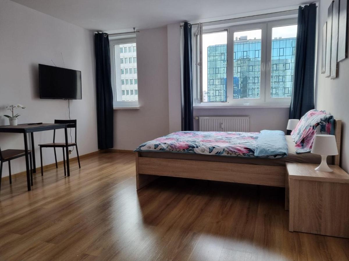 Warsaw Strict Center, Wifi, Next To Central Railway Station, Zlote Tarasy, Pkin, Warszawa Scisle Centrum Extérieur photo